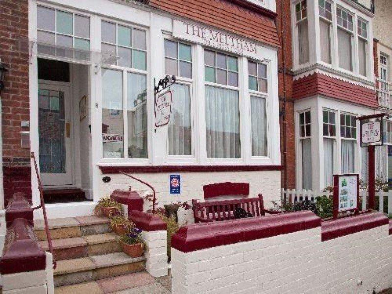 The Meltham Guest House Scarborough Buitenkant foto