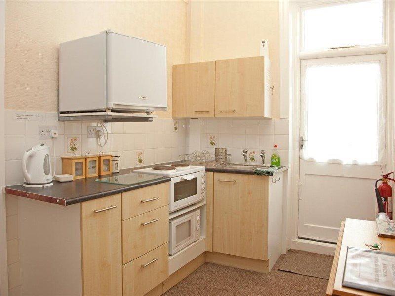 The Meltham Guest House Scarborough Buitenkant foto