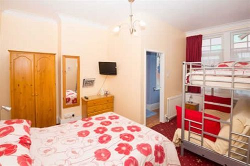 The Meltham Guest House Scarborough Buitenkant foto